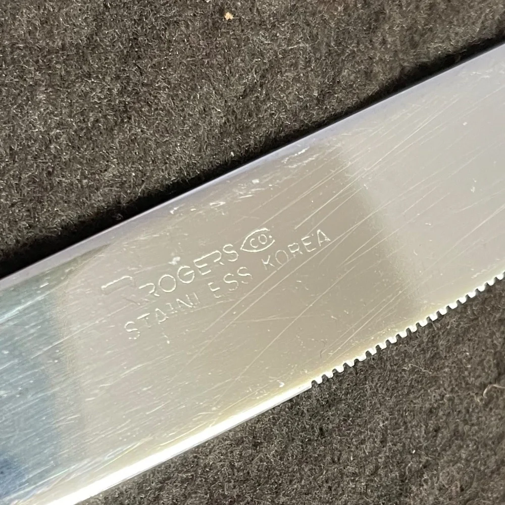 Vintage Rogers by Stanley Roberts Drama Pattern 4 Dinner Knives Flatware Korea